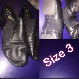Capezio split sole Jazz Shoes Kids Size 3